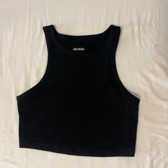 black crop top! - Picture 3 of 5